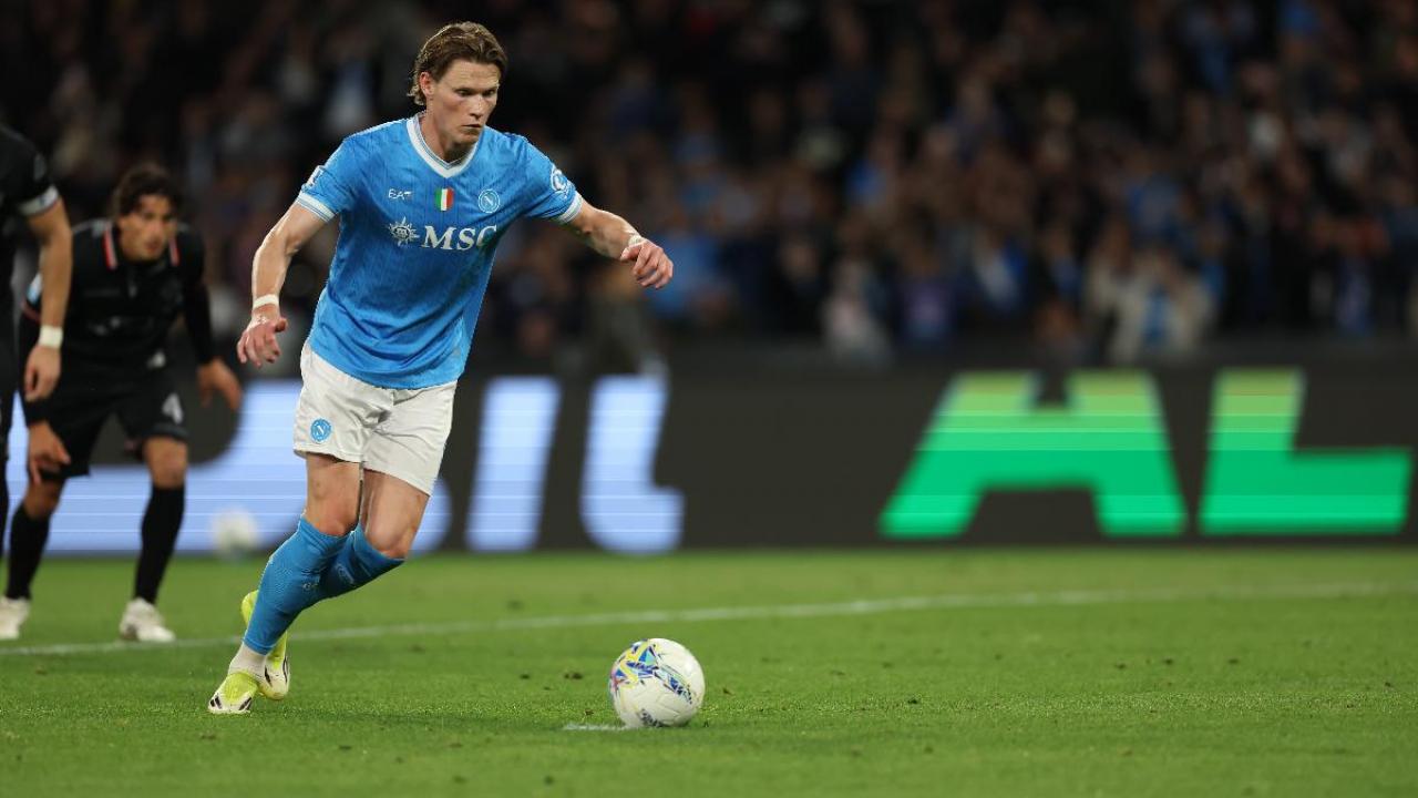 "I suoi scatti sono colpi di frusta". McTominay dominante: voti e pagelle dei quotidiani