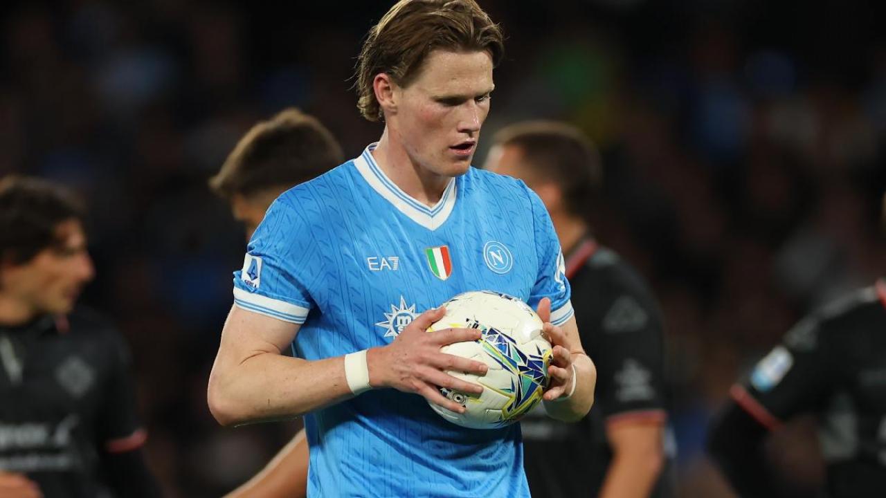 Rinnovo McTominay, CorSport: l'agente &egrave; stato a Napoli, &egrave; questione di dettagli! La possibile nuova scadenza contrattuale