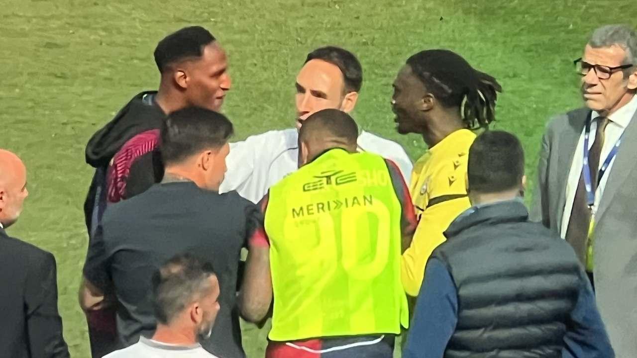 Cagliari-Udinese, Davis accusa Dossena: "Mi ha chiamato scimmia, spero che la Serie A prenda dei provvedimenti"