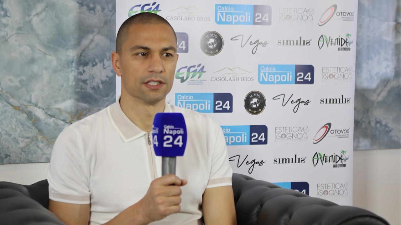 Inler a CN24: "Bloccati in un ristorante con 300 tifosi: Mertens quella sera capì Napoli. Dalla maschera all'urlo Champions: tornassi indietro..." | VIDEO
