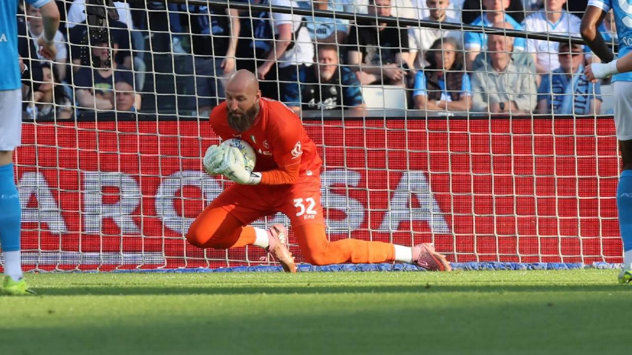 Il Napoli avrebbe gi&agrave; individuato uno dei possibili sostituti di Milinkovic-Savic! Il nome