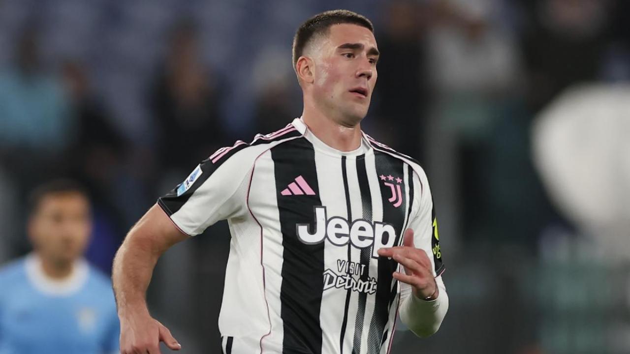 Calciomercato Napoli, Vlahovic può andare in Premier: tratta