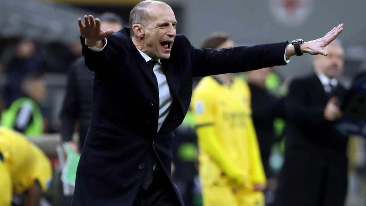 Perché il Napoli non annuncia Allegri? Spunta un singolare r
