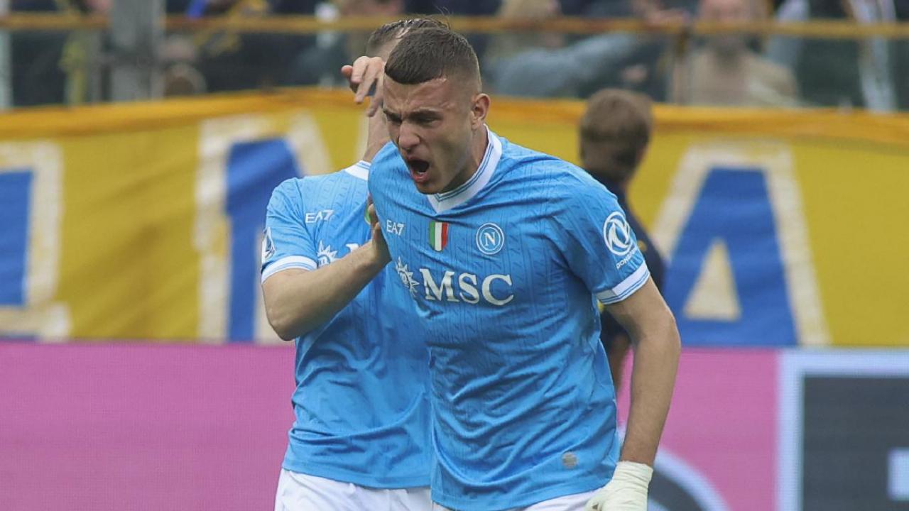 Romano: "Lungo stop Buongiorno, Napoli pronto ad acquistare un difensore per Allegri"