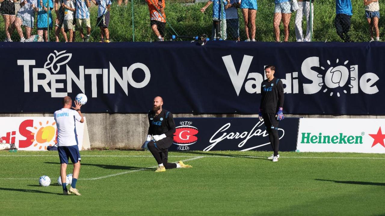 Pedull&agrave; annuncia: "Vi d&ograve; una notizia su Meret e Milinkovic-Savic"