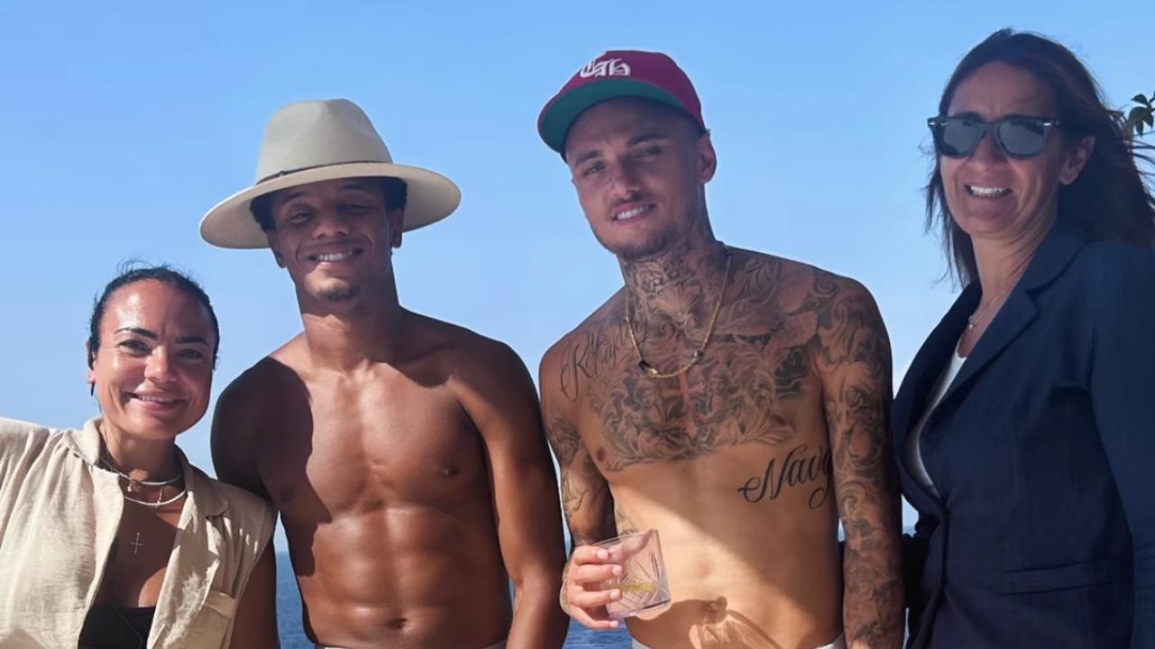 Neres-Lang, il duo del Napoli si ritrova in vacanza prima di partire per Castel di Sangro! | VIDEO