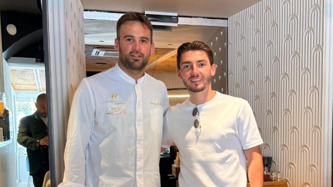 Billy Gilmour, l'ultimo pranzo in citt&agrave; prima del ritiro a Castel di Sangro: ecco dove | FOTO