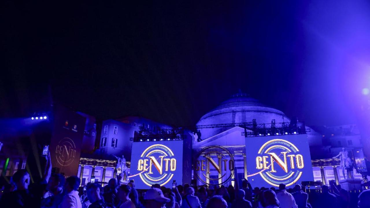 Festa centenario Napoli: gli highlights della festa a Piazza del Plebiscito | VIDEO