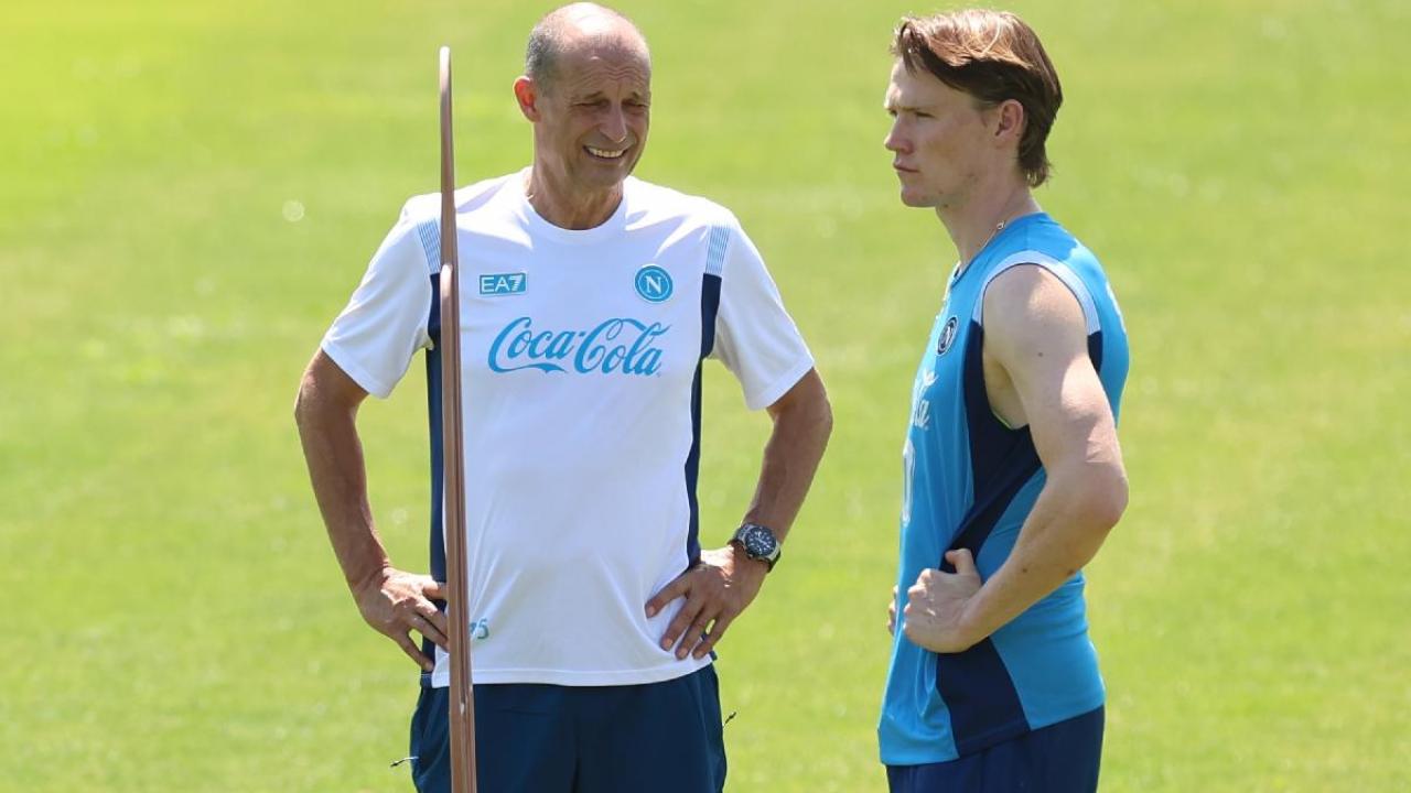 Allegri prepara il nuovo Napoli col 4-3-3: s'affida a Lobotka e Prisco-Gilmour! Ecco cosa dir&agrave; a Lukaku