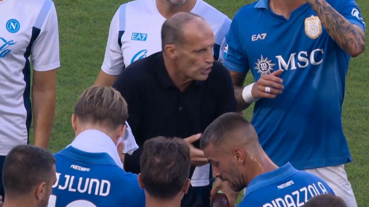 Allegri telecomanda De Bruyne, la richiesta a Di Lorenzo: cosa è accaduto durante il cooling break di Napoli-Bologna | FOTO