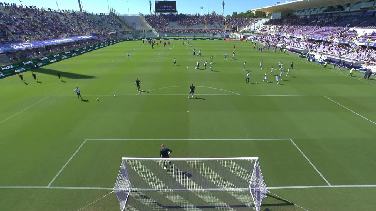 Rissa sugli spalti durante Fiorentina-Napoli, attimi di tensione: tifosi azzurri allontanati, la ricostruzione