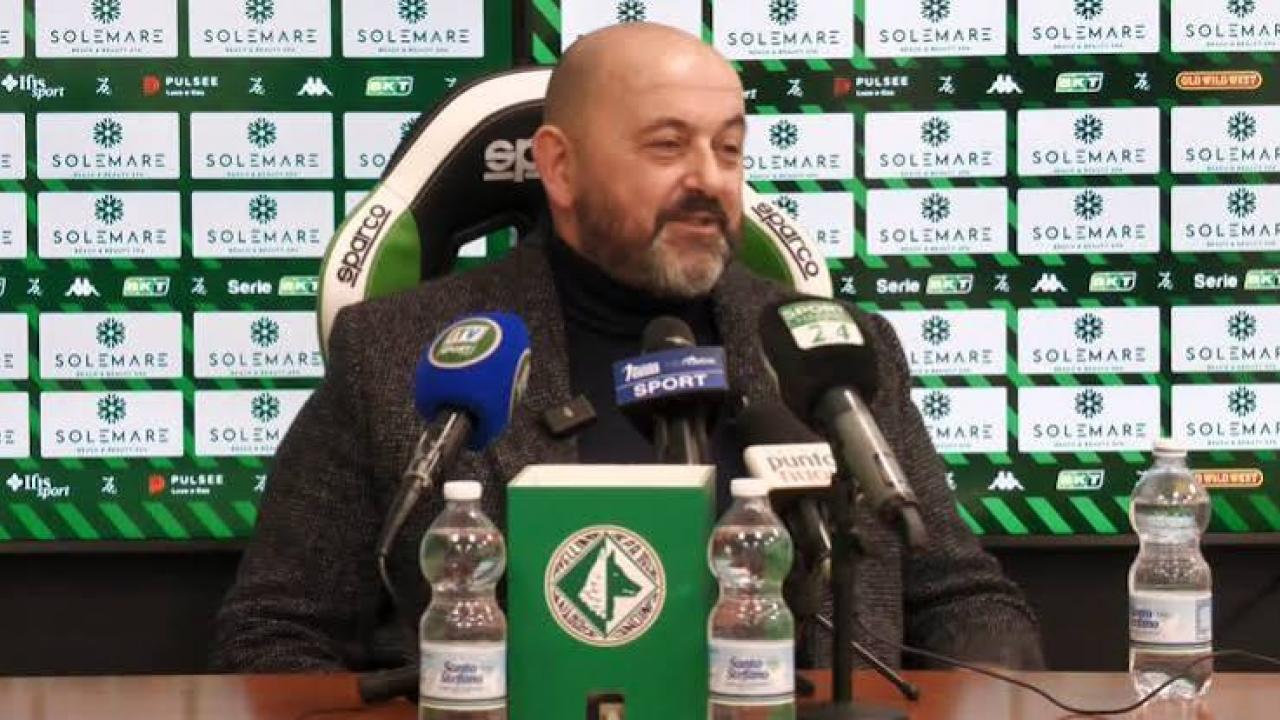 Avellino, il ds Aiello: "Stiamo valutando la fattibilità per un amichevole contro il Napoli"
