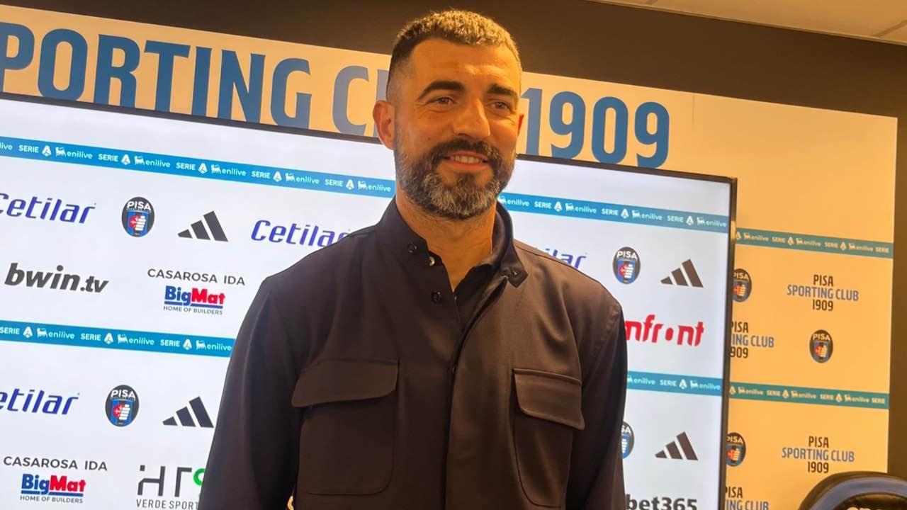 Villarreal-Napoli &egrave; il match di Raul Albiol! A luglio ha iniziato il corso da allenatore, a Valencia gli hanno dedicato un club Napoli