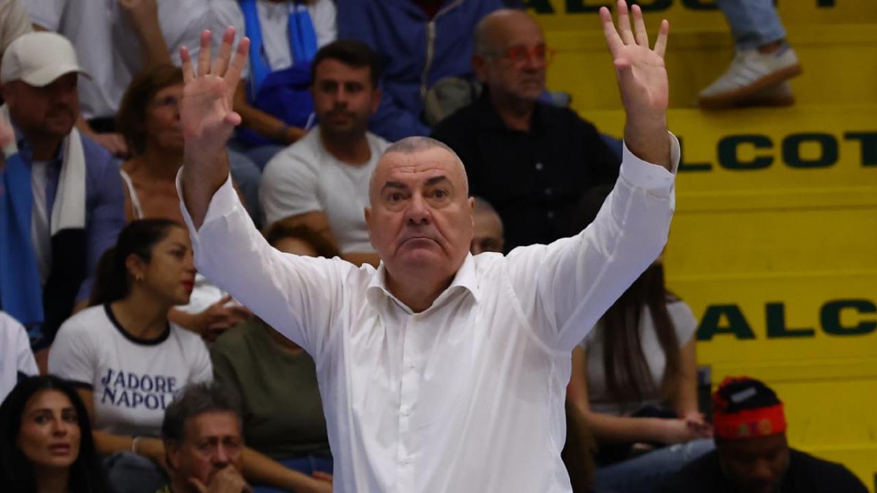 Napoli Basketball, domani si torna in EuroCup contro il Tofas Bursa! Repesa: "Dobbiamo dimostrare di saper reagire al ko con Milano"