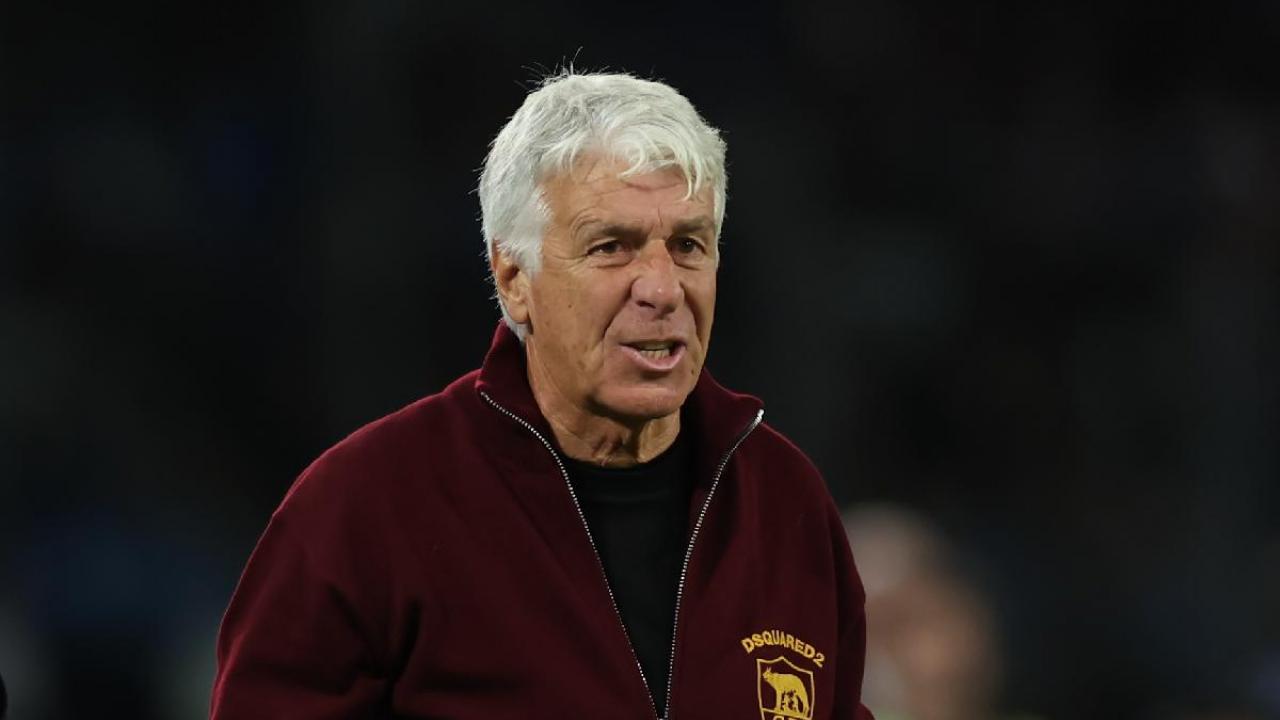 Napoli-Roma 2-1, i giallorossi accorciano: Soule la mette all'angolino dalla distanza - Video