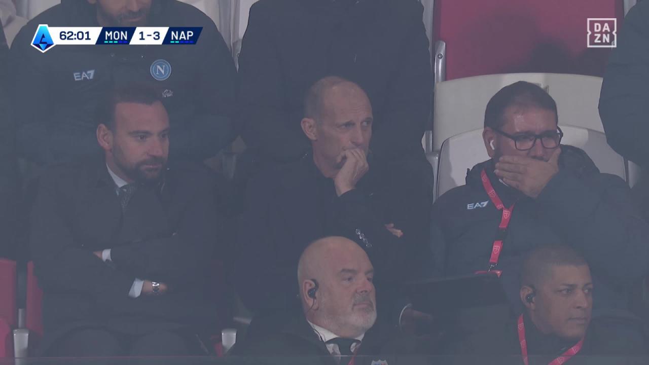 Rafa Marin per il terzo gol del Napoli: gli azzurri allungano sul Monza