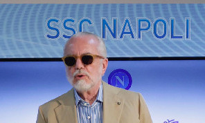 Repubblica - Cessione SSC Napoli, club monitorato dalle holding americane: vogliono investire in Serie A