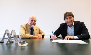 Calciomercato Napoli, cosa c'è da sapere sul tesoretto: la cifra a bilancio ed il confronto con le altre big | FOCUS