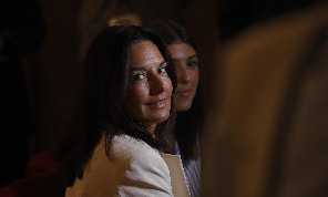Conte, moglie di nuovo a Napoli: mattinata presidenziale verso il Genoa, indizio sul futuro?