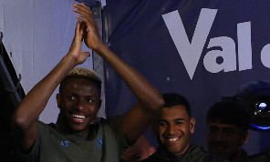 C'è una data limite, se Osimhen sarà ancora del Napoli verrà convocato per il ritiro di Dimaro