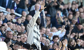 Lukaku allo stadio per Anderlecht-Standard Liegi, Big Rom osannato dai tifosi festeggia negli spogliatoi | VIDEO