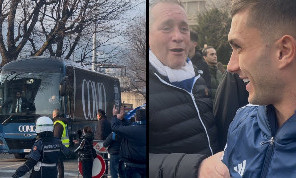 Como è in festa: Strefezza esulta in strada con i tifosi dopo la partita | VIDEO