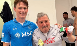 Starace: Sogno la Champions per i 100 anni del Napoli! Sarri e McTominay pazzi per il mio caffè, vi racconto la colletta di Gattuso e il mio Maradona