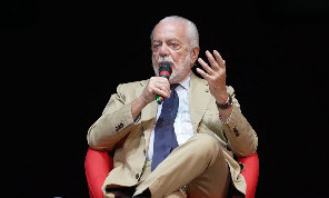 De Laurentiis: Di giocatori ne stiamo comprando tanti! Conte è il migliore, mando un messaggio ai tifosi