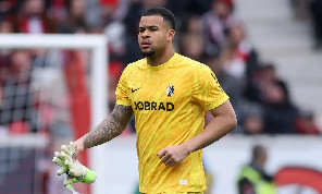 Sky - Sorpresa Napoli, può arrivare il portiere del Friburgo: costo elevato del cartellino