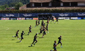 Ritiro Dimaro Napoli, giorno 11: è terminato il lavoro in Val di Sole! Oltre 5km di corsa, anche per Buongiorno e gli altri! Prima lavoro tattico, con Conte in campo: Stiamo stretti! | VIDEO