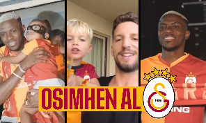 Osimhen ceduto al Galatasaray, l'accoglienza ad Istanbul e il messaggio di Ciro e Dries Mertens | VIDEO
