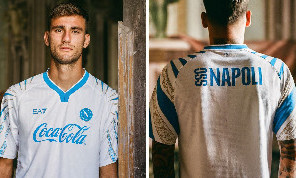 SSC Napoli, nuova collezione pre-match! È ispirata alle Residenze Borboniche | FOTO