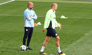 Rifinitura Man City: Haaland-Donnarumma protagonisti, guarda l'allenamento di Guardiola | FOTO & VIDEO CN24