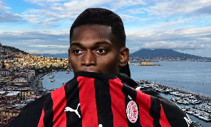 Il Napoli piomba su Leao! Sondaggio concreto, ecco le cifre dell'operazione
