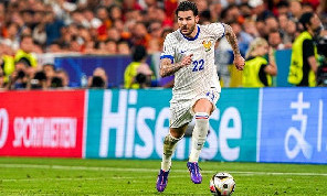 Theo Hernandez si è offerto al Napoli. Tuttosport svela: l'agente ne ha già parlato con Manna, il retroscena