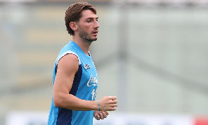 Finalmente Gilmour! Lo scozzese in campo con le scarpette tocca il pallone per la prima volta | FOTOGALLERY CN24