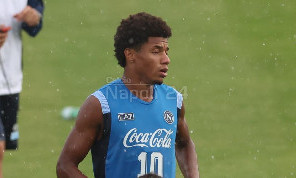 Corsa sotto la pioggia battente: il rientro di De Bruyne e la prima volta di Neres | FOTOGALLERY CN24