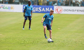 Il Galatasaray resta interessato a De Bruyne, tutto dipende da Leao