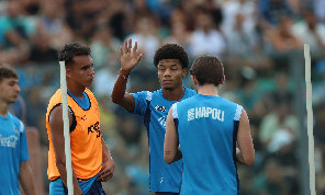 Ritiro Castel di Sangro Napoli 2026, giorno 10: Neres e De Bruyne a guidare il gruppo in campo! | DIRETTA VIDEO