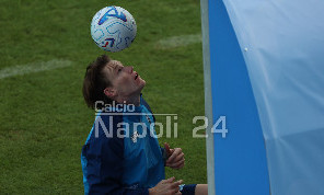 McTominay show a bordocampo: ball-spinning e palleggi alla Maradona | FOTO CN24