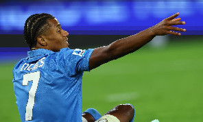 Infortunati Napoli: novità sui tempi di recupero di Neres. Confermati quelli di Alisson e Favasuli