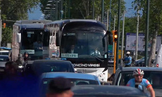DIRETTA VIDEO - Parma-Napoli, la squadra arriva a Capodichino: super-accoglienza dei tifosi all'aeroporto!