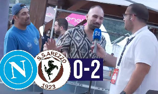 Napoli-Arezzo 0-2, tifosi delusi: guardate la loro reazione a fine partita | VIDEO
