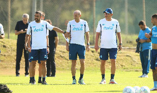 Un assente in casa Napoli in vista dell'Arsenal: la rifinitura pre-Champions a Castel Volturno | VIDEO CN24