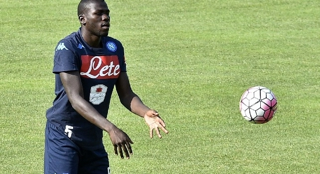 Dubbio Koulibaly contro la Fiorentina. Rischio incidenti, allerta massima al San Paolo