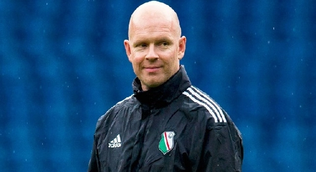 Legia Varsavia, la sfida col Napoli è decisiva per Berg! Balla la panchina del tecnico, già si fa il nome del sostituto