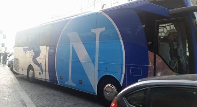 Genoa-Napoli, azzurri arrivati in pullman a Marassi