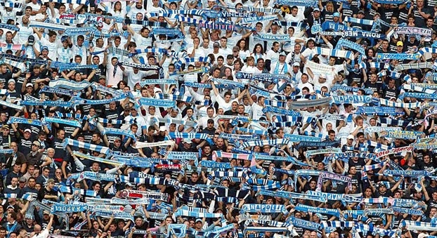 Appello Ssc Napoli ai tifosi: Rispettate le norme Uefa, rischiamo la squalifica! Niente fumogeni, liberate le scale