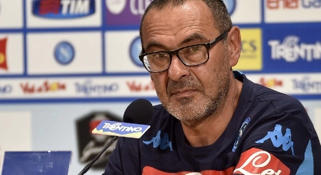Sarri suona la carica: Domani mi aspetto un inferno al San Paolo, i tifosi ci saranno!