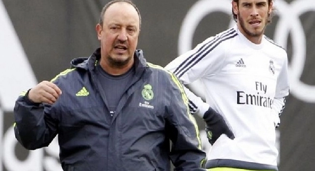 VIDEO - I tifosi del Cadice sfottono Benitez per l'errore che far&agrave; eliminare il Real Madrid: Rafa guarda Twitter!